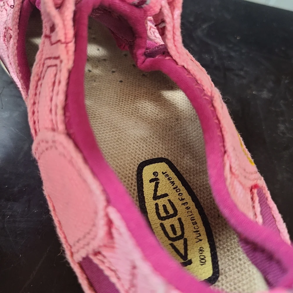 Keen Pink Girls Sandal Sneakers